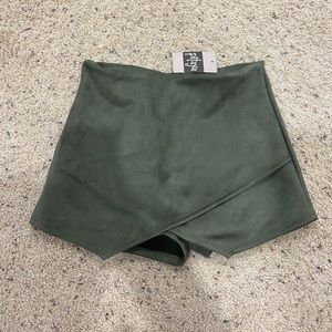 NWT Blue Blush Faux Suede Envelope Hem Skort